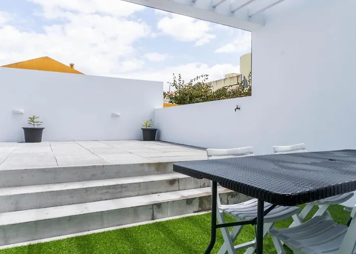 Encanto Terrace House