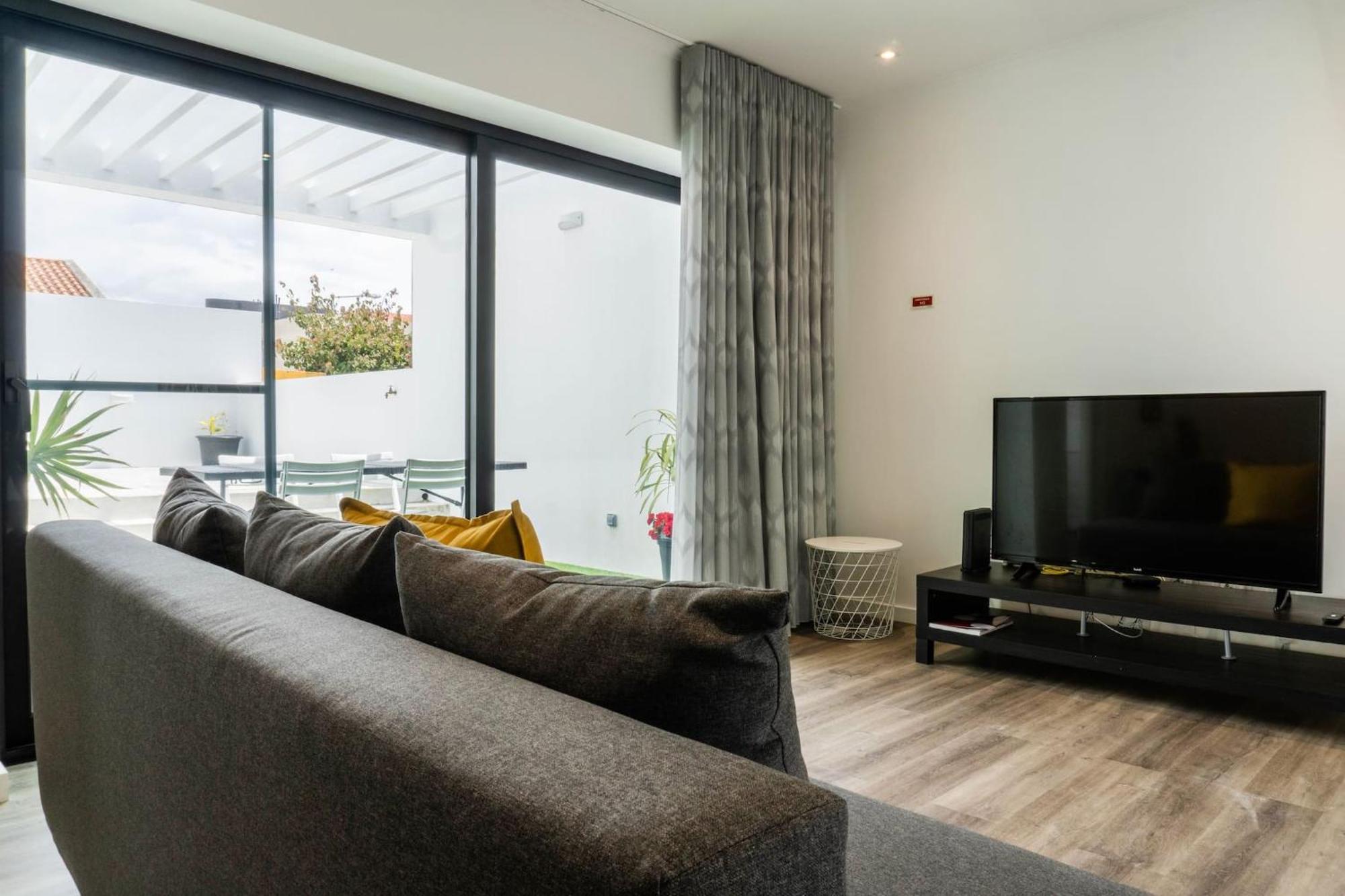 Encanto Terrace House Apartment